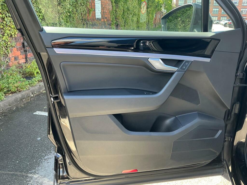 Volkswagen Touareg R-line Tech Grey #32