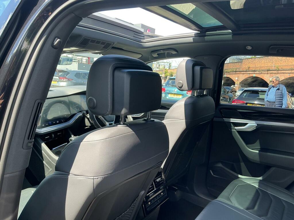 Volkswagen Touareg R-line Tech Grey #18