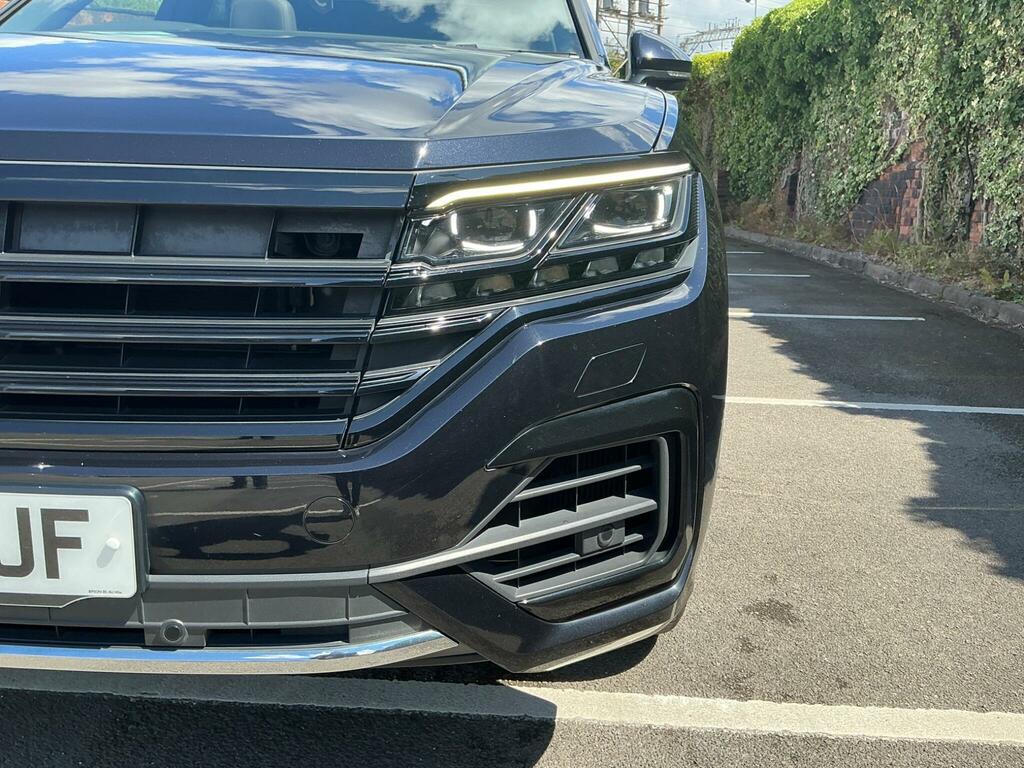 Volkswagen Touareg 3.0 Tdi V6 Black Edition Tiptronic 4Motion Euro 6 Black #3