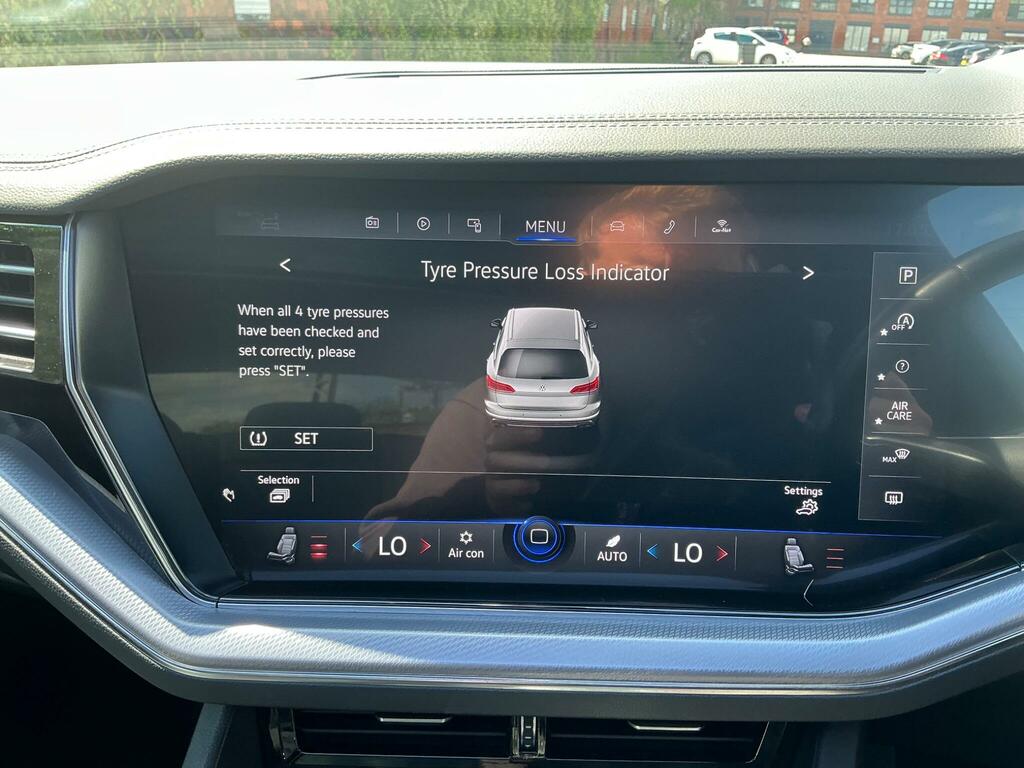 Volkswagen Touareg R-line Tech Grey #46