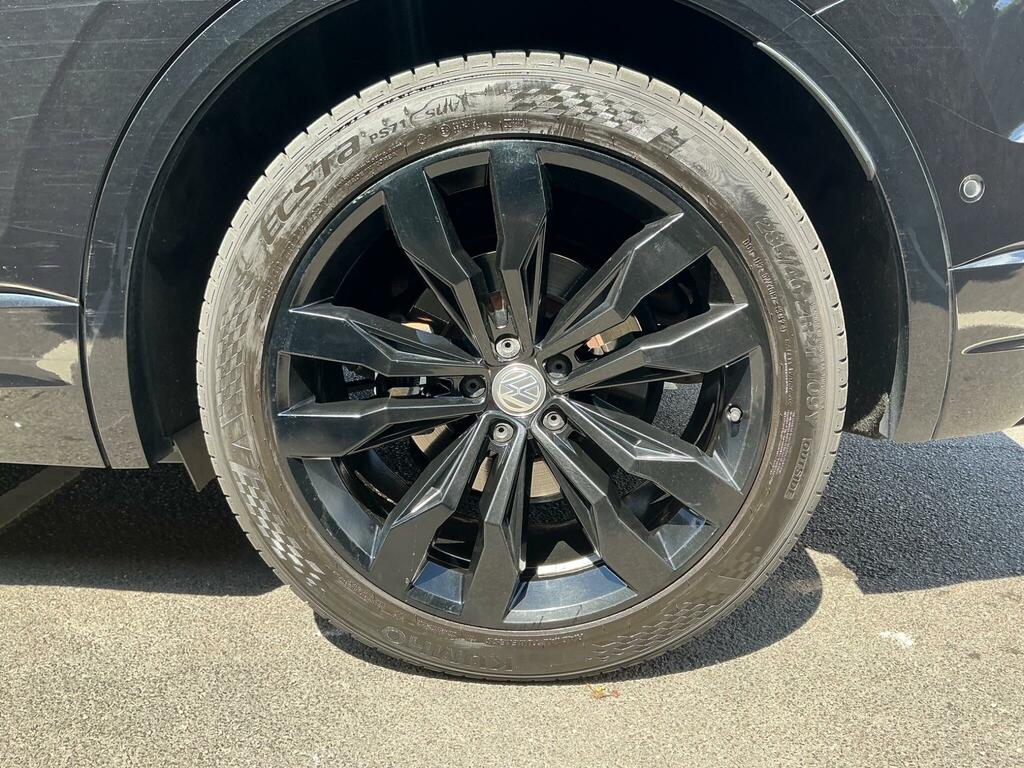 Volkswagen Touareg R-line Tech Grey #40