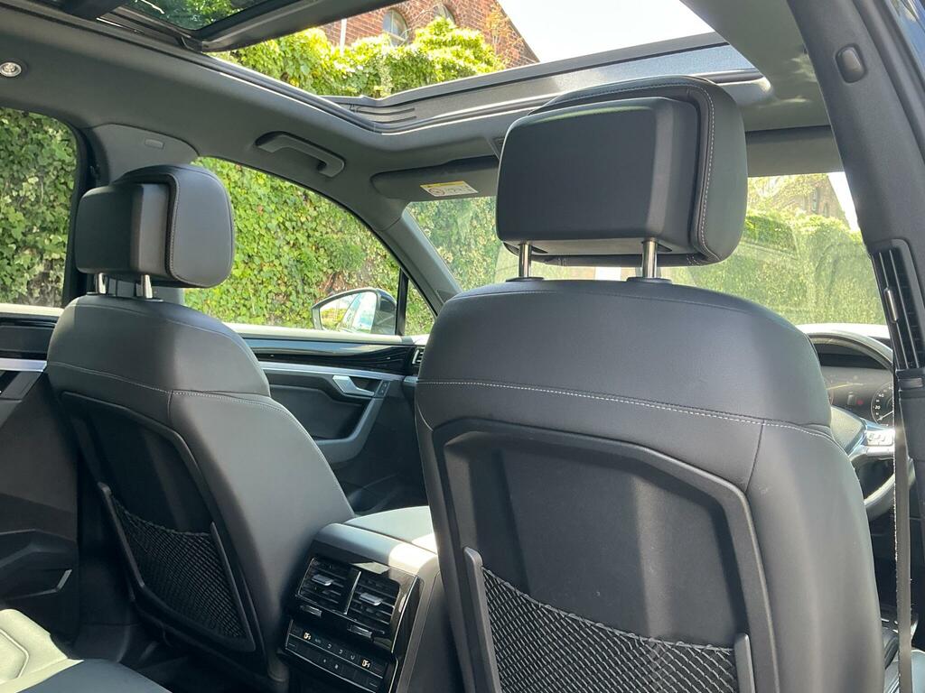 Volkswagen Touareg R-line Tech Grey #78