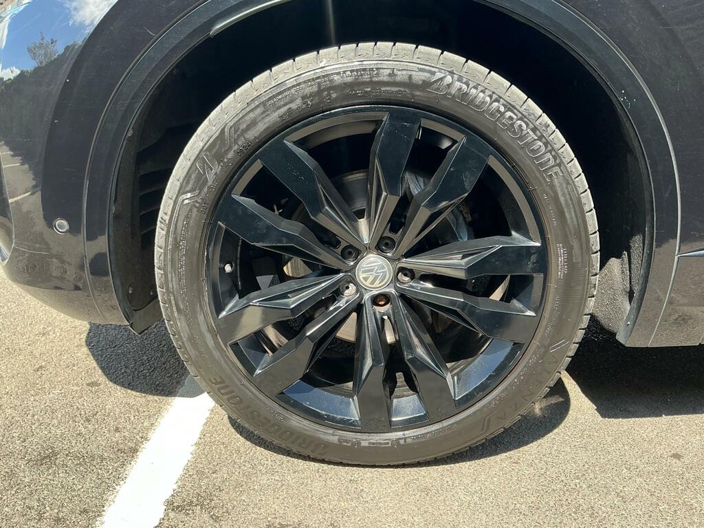 Volkswagen Touareg R-line Tech Grey #37