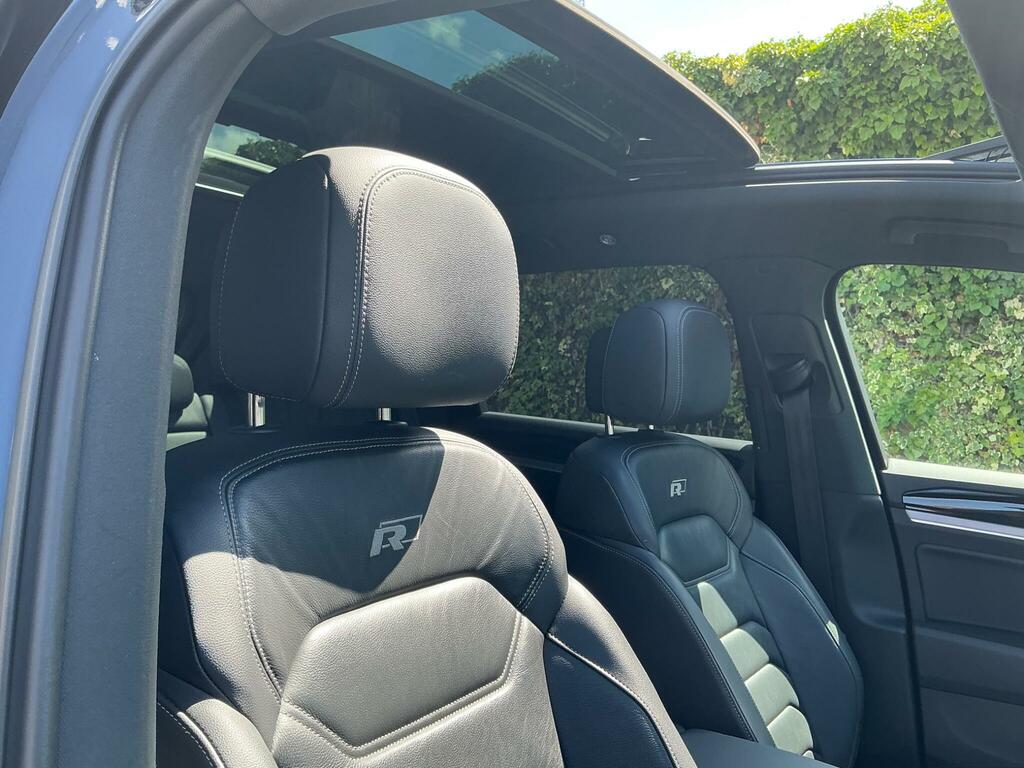 Volkswagen Touareg R-line Tech Grey #79