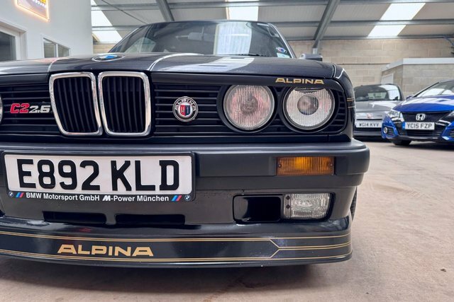 BMW 3 Series 318I Saloon 105Bhp Black #2