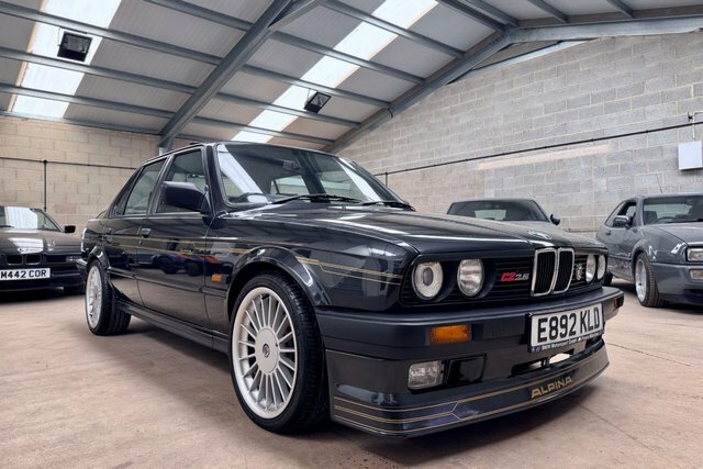 BMW 3 Series 318I Saloon 105Bhp Black #4