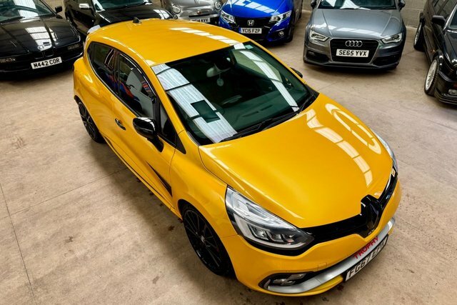Renault Clio 1.6 Tce Renaultsport Nav Trophy Hatchback Petr Yellow #2