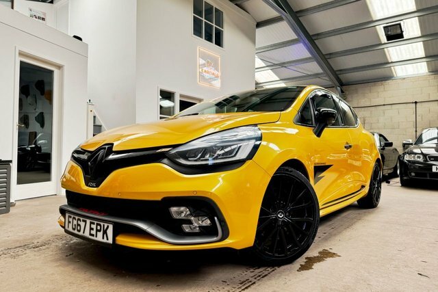 Renault Clio 1.6 Tce Renaultsport Nav Trophy Hatchback Petr Yellow