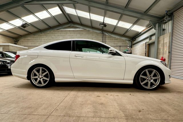 Mercedes-Benz C Class 2.1 C220 Cdi Amg Sport Edition Coupe G- White #4