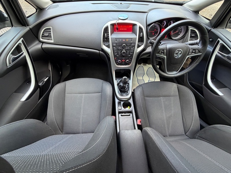 Vauxhall Astra Sri Cdti Black #3
