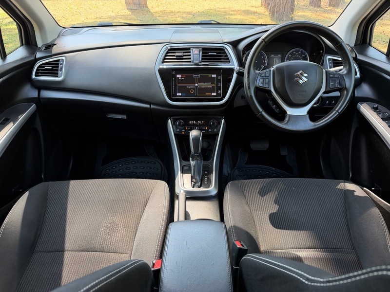 Suzuki SX4 Sz-t Boosterjet White #2