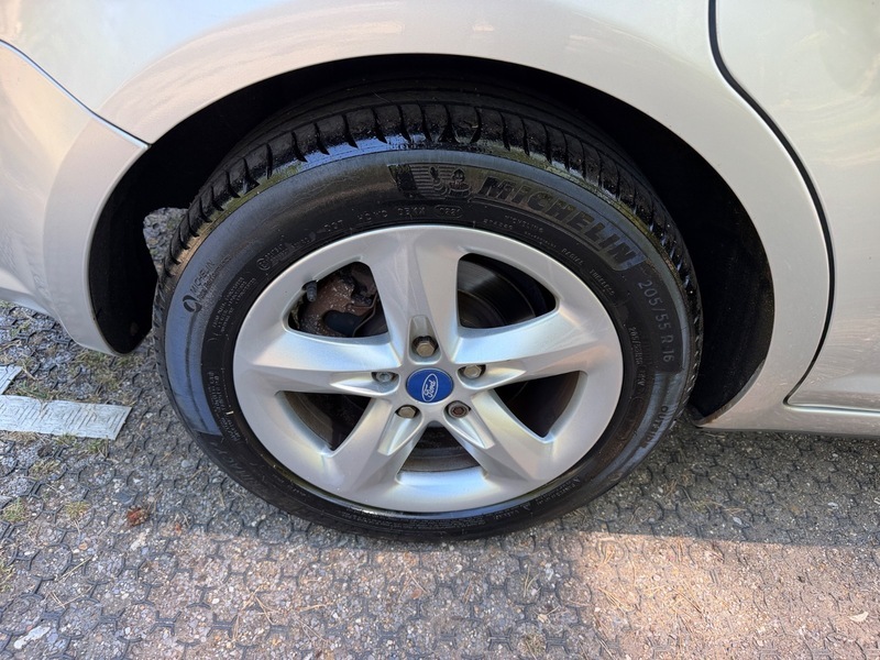 Ford C-Max 2.0 Titanium Silver #44