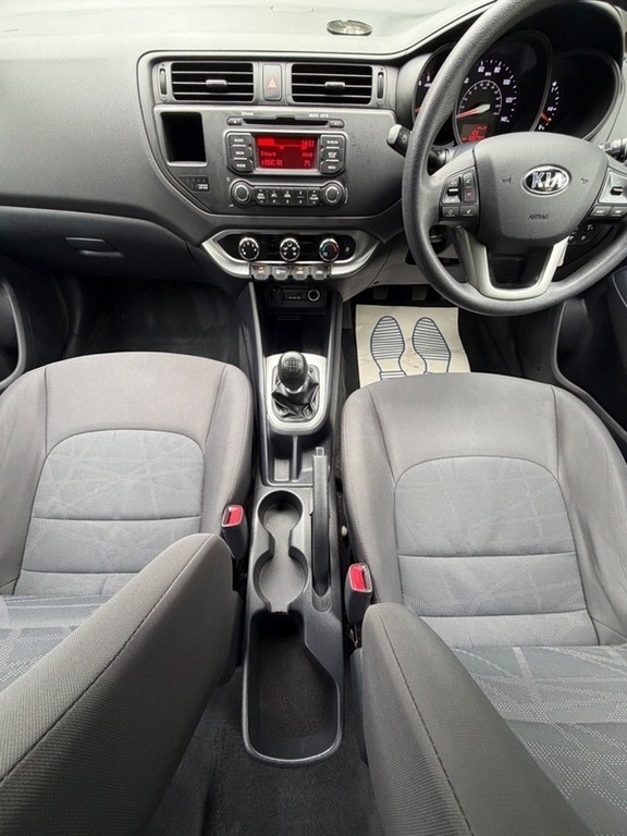 Kia RIO 1.2 2 83 Bhp1 Former Keeperalloysairconmedi White #32