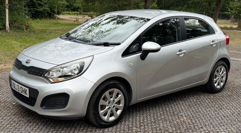 Kia RIO 1.2 2 83 Bhp1 Former Keeperalloysairconmedi White #13
