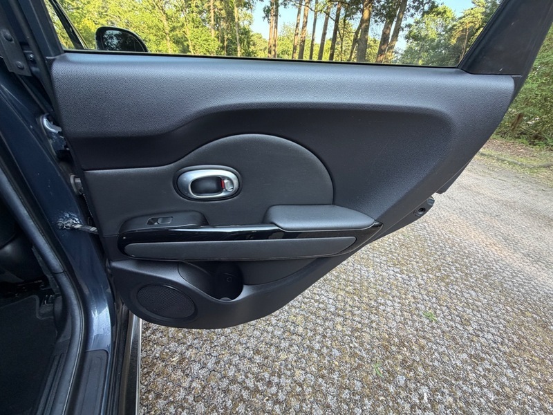 Kia Soul 1.6 Crdi 134 Mixx Cwvehiclemarketing Blue #24