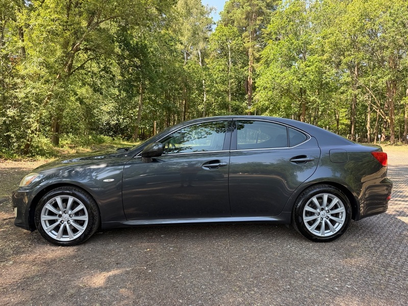 Lexus IS Se Grey #6