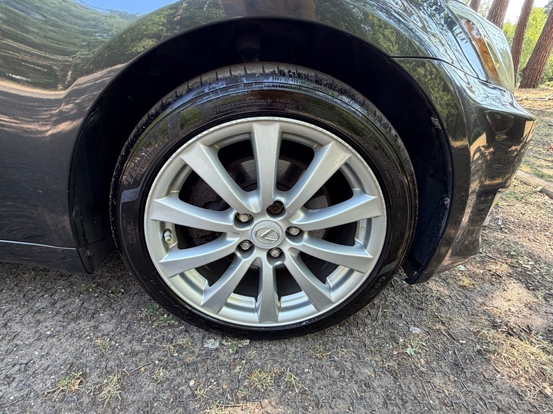 Lexus IS 2.5 250 Se-l Silver #52