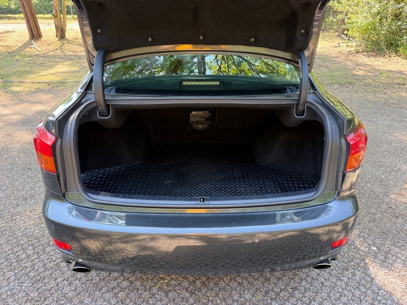 Lexus IS 2.5 250 Se-l Silver #46