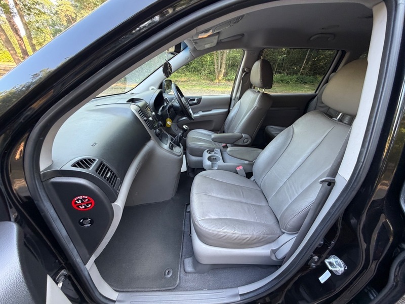 Kia Sedona 2.2 Crdi 2 7 Seats, Cracking Black #33