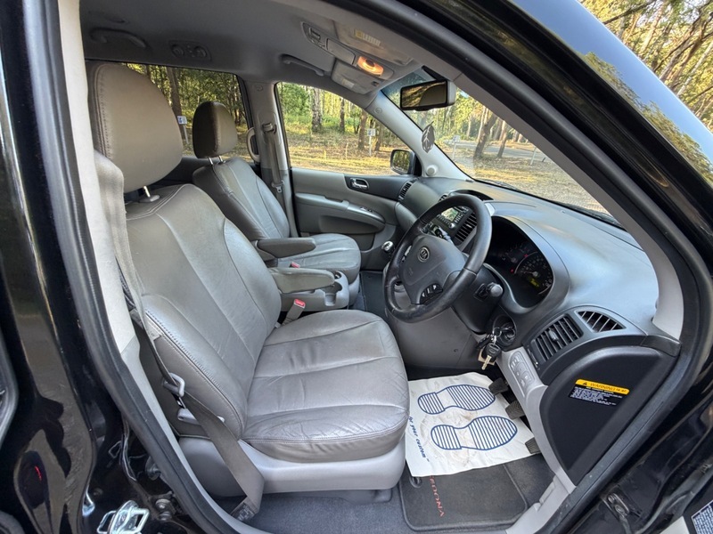 Kia Sedona Crdi 3 Black #4