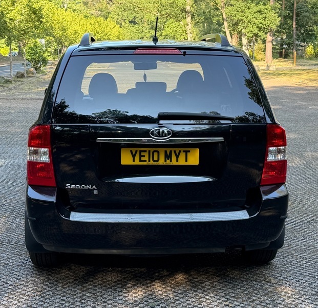 Kia Sedona 2.2 Crdi 2 7 Seats, Cracking Black #9