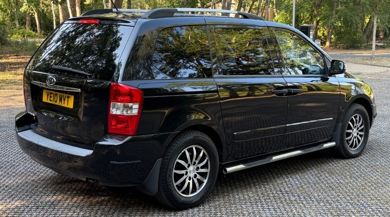 Kia Sedona 2.2 Crdi 2 7 Seats, Cracking Black #10