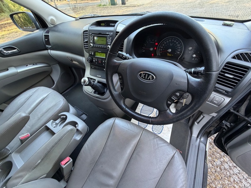 Kia Sedona 2.2 Crdi 2 7 Seats, Cracking Black #24