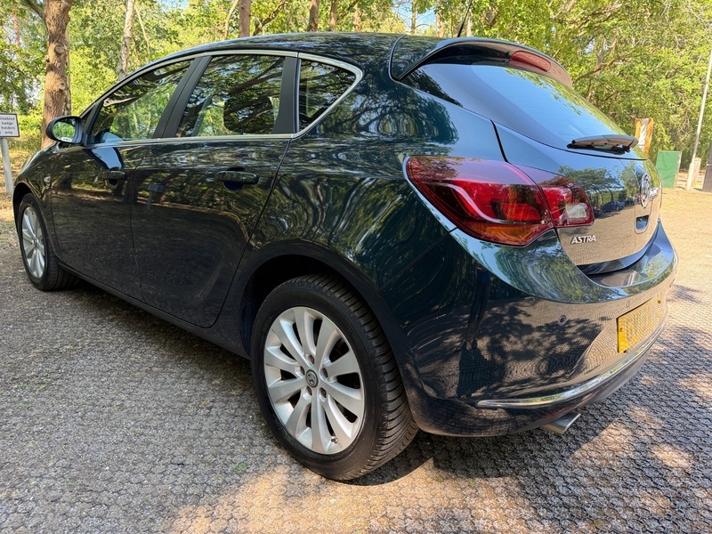 Vauxhall Astra Elite Cdti S S Green #4