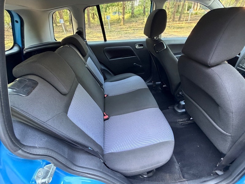 Ford Fusion Zetec Blue #5
