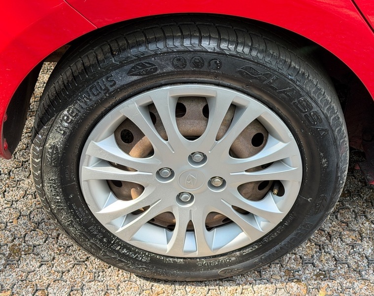 Hyundai I20 1.2 Classic Silver #24