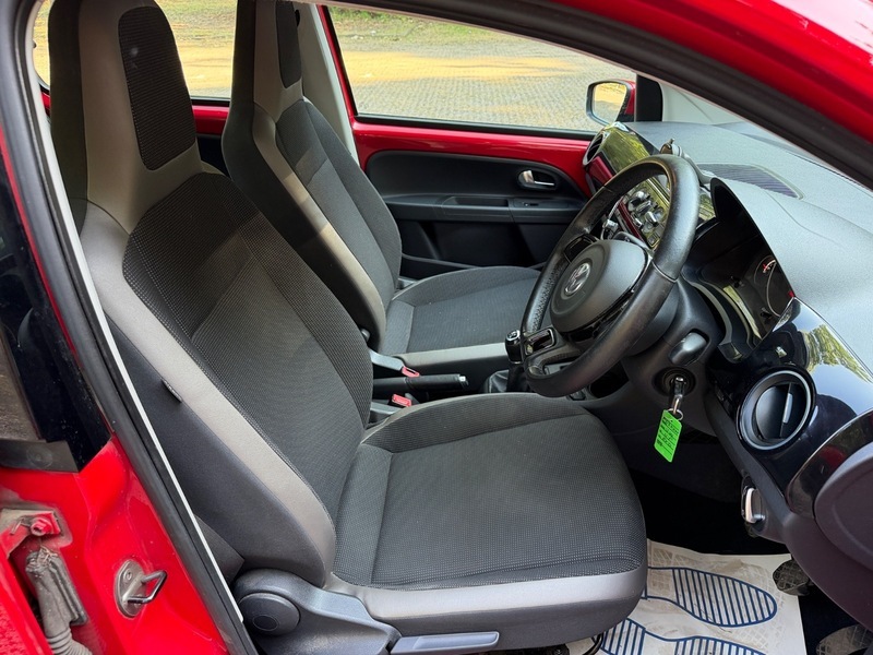 Volkswagen Up Move Up 1.0 Black #16