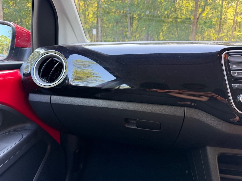 Volkswagen Up Move Up 1.0 Black #37
