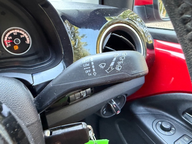 Volkswagen Up Move Up 1.0 Black #28