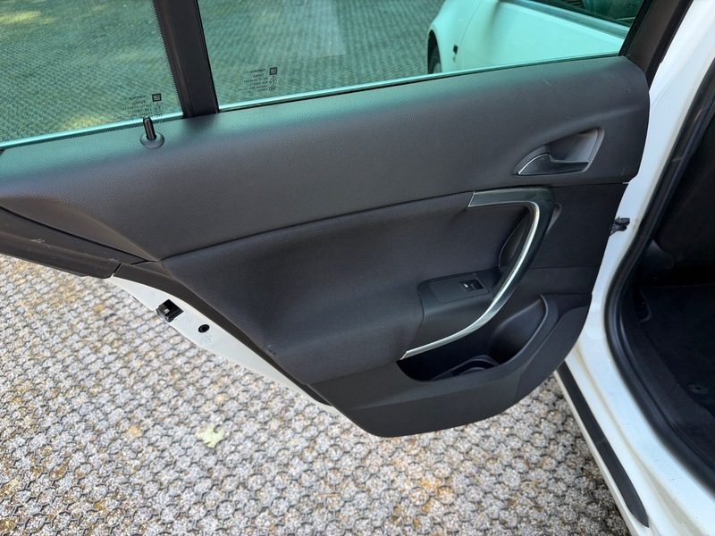 Vauxhall Insignia Hatchback Tech Black #55