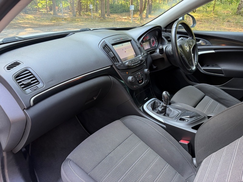 Vauxhall Insignia Hatchback Tech Black #21