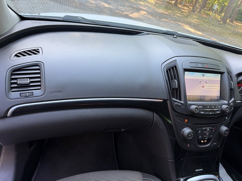 Vauxhall Insignia Hatchback Tech Black #37