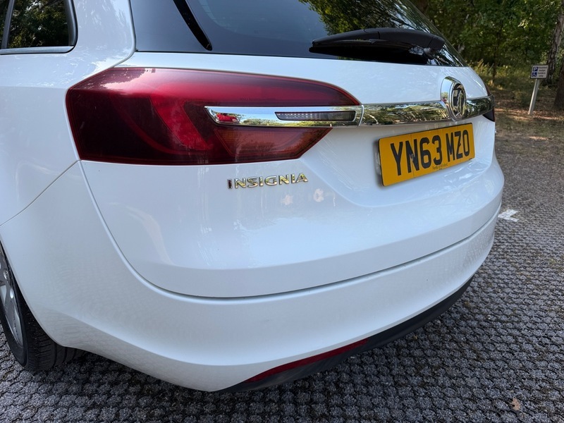 Vauxhall Insignia Hatchback Tech Black #45