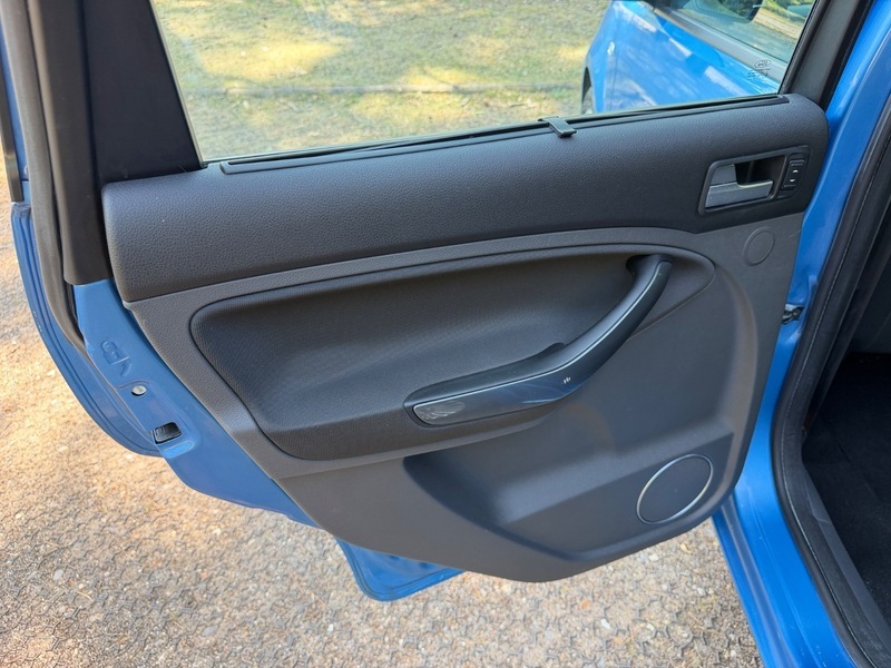 Ford C-Max 1.6 16V Zetec Black #50