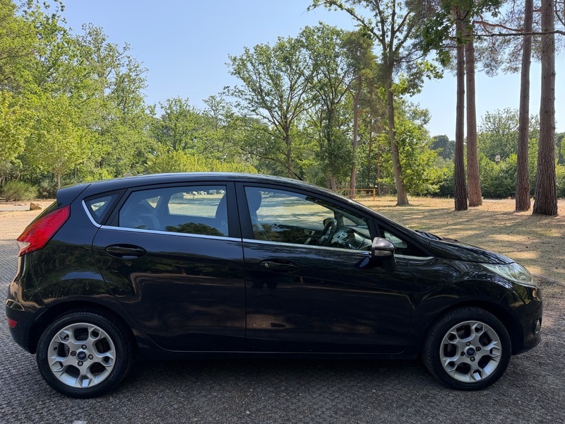 Ford Fiesta Zetec Tdci Black #5