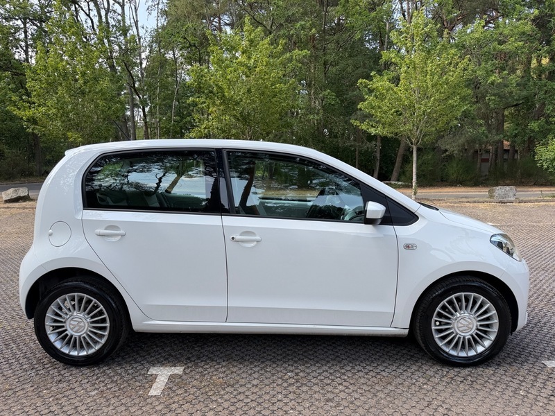 Volkswagen Up High Up White #5