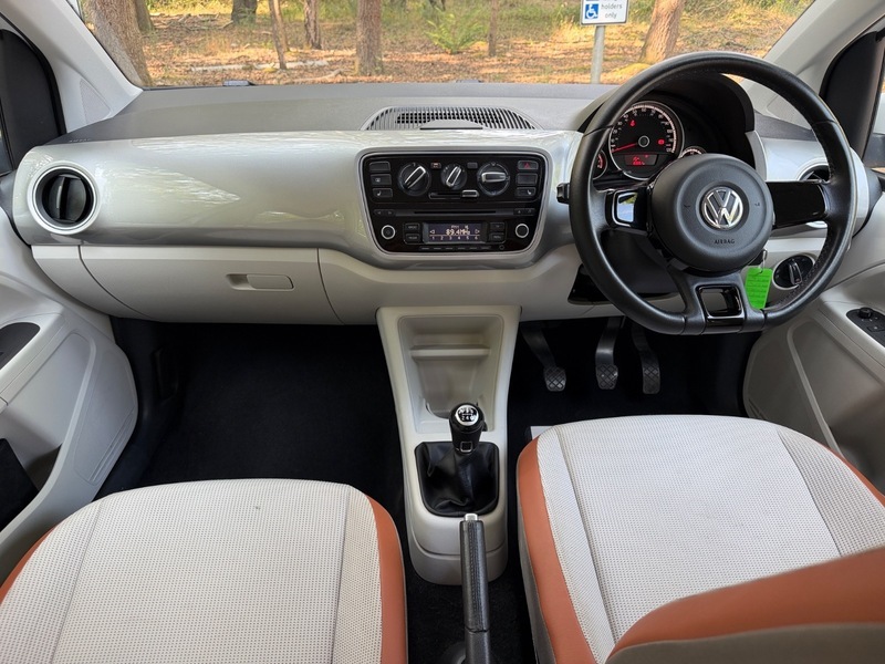 Volkswagen Up High Up White #2