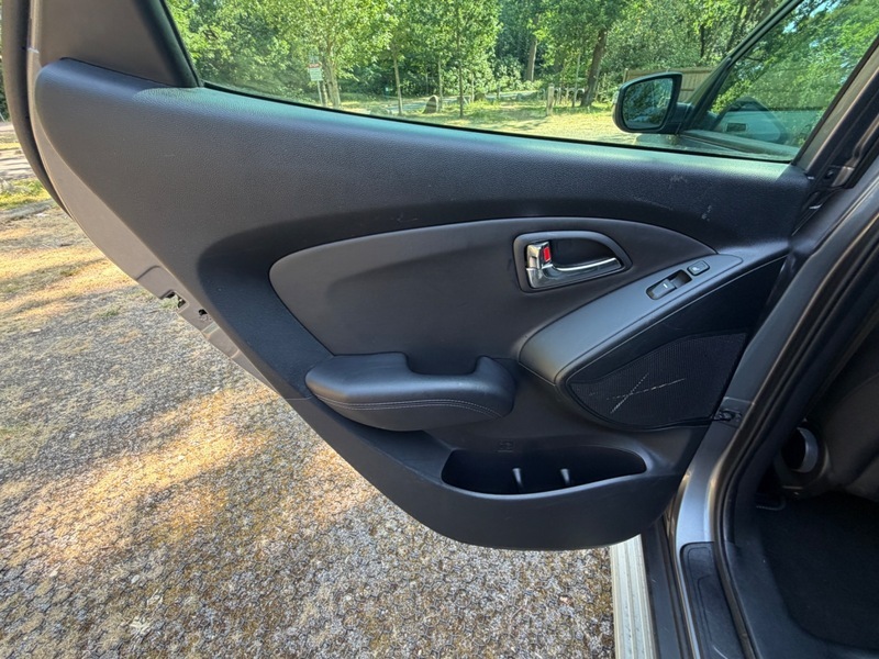 Hyundai Ix35 Crdi Premium Grey #26