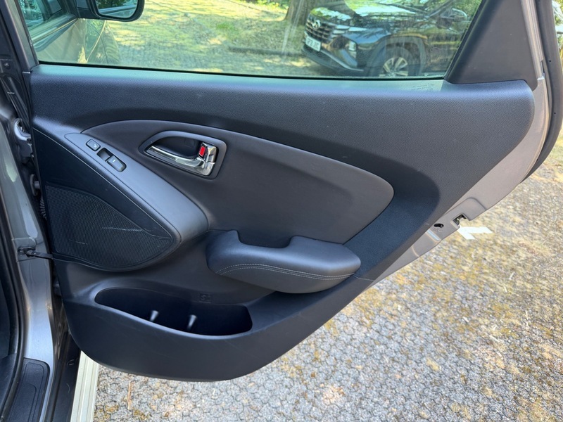 Hyundai Ix35 Crdi Premium Grey #35