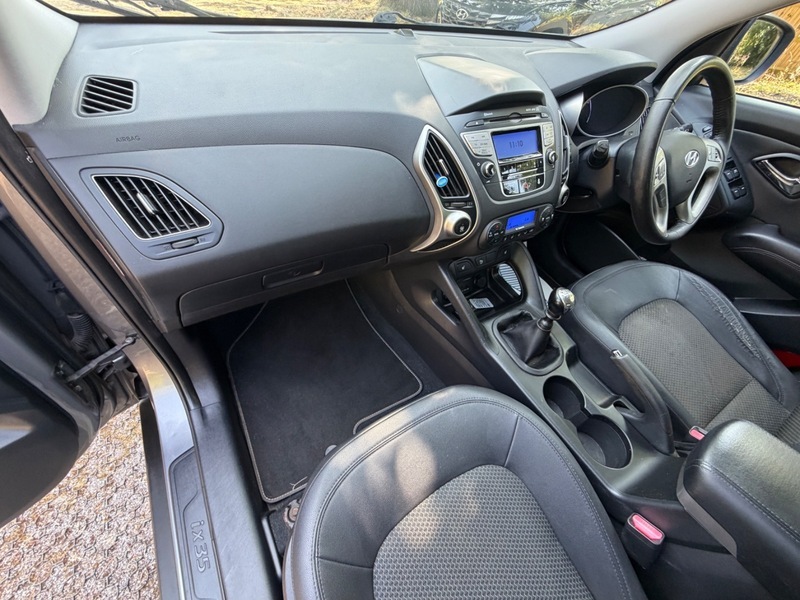 Hyundai Ix35 Crdi Premium Grey #20