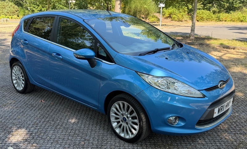 Ford Fiesta Hatchback 1.3 Edge 2011 Blue #9
