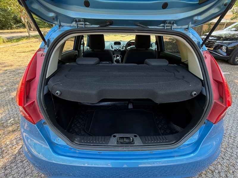 Ford Fiesta Hatchback 1.3 Edge 2011 Blue #30