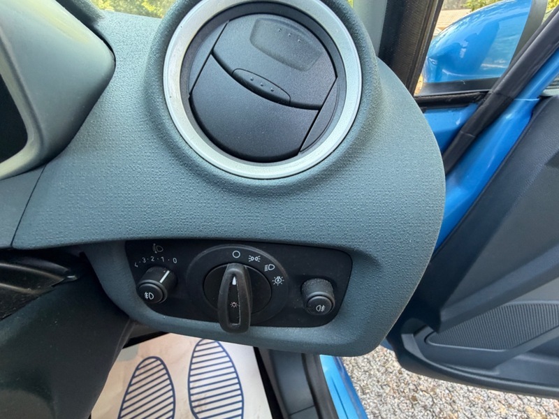 Ford Fiesta Hatchback 1.3 Edge 2011 Blue #24