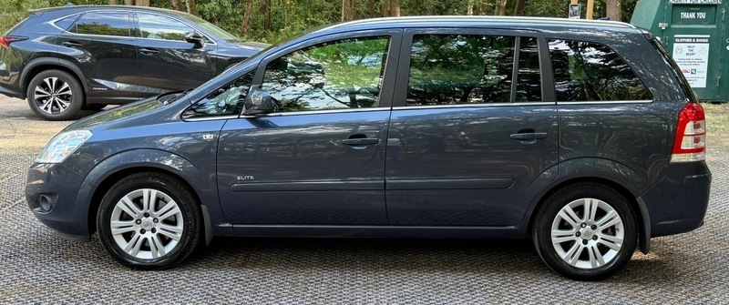 Vauxhall Zafira Mpv Silver #13