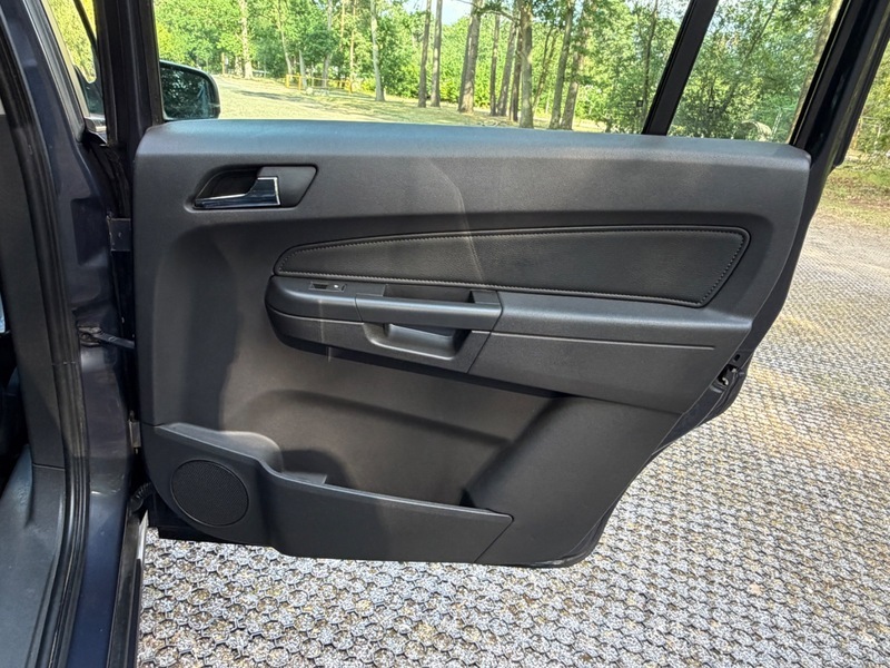 Vauxhall Zafira Mpv Silver #20