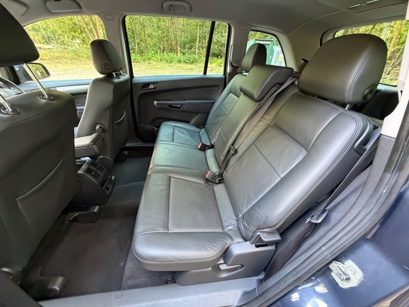 Vauxhall Zafira Mpv Silver #28